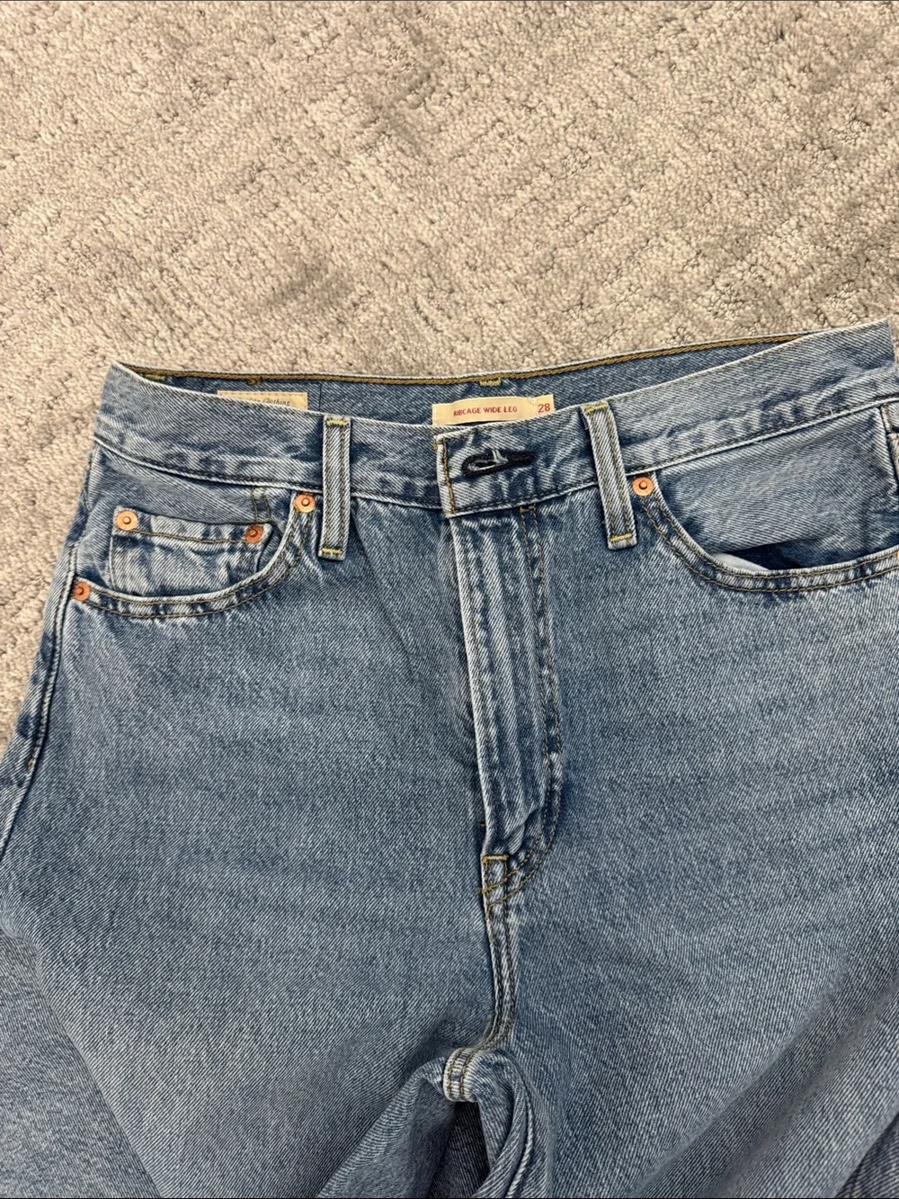 Levi’s Ribcage Wide Leg Jeans 28x34 - Picture 8 of 11